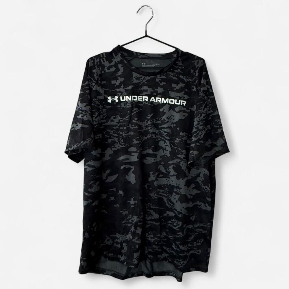 Under Armour black & gray camouflage t-shirt Mens XL